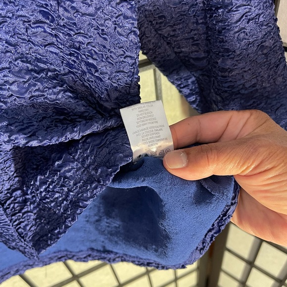 Samuel Dong Blue Jacket - Picture 9 of 10